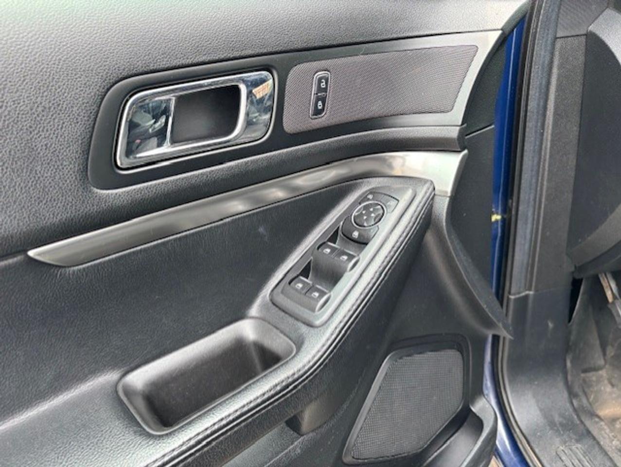 2018 Ford Police Interceptor Utility AWD-BACK UP CAMERA-CENTER CONSOLE-CERTIFIED Photo