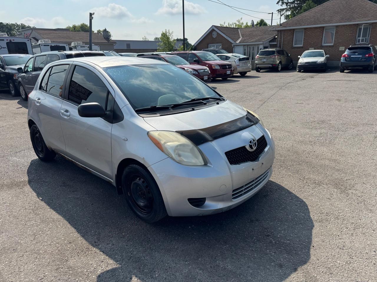 2007 Toyota Yaris LE - Photo #7