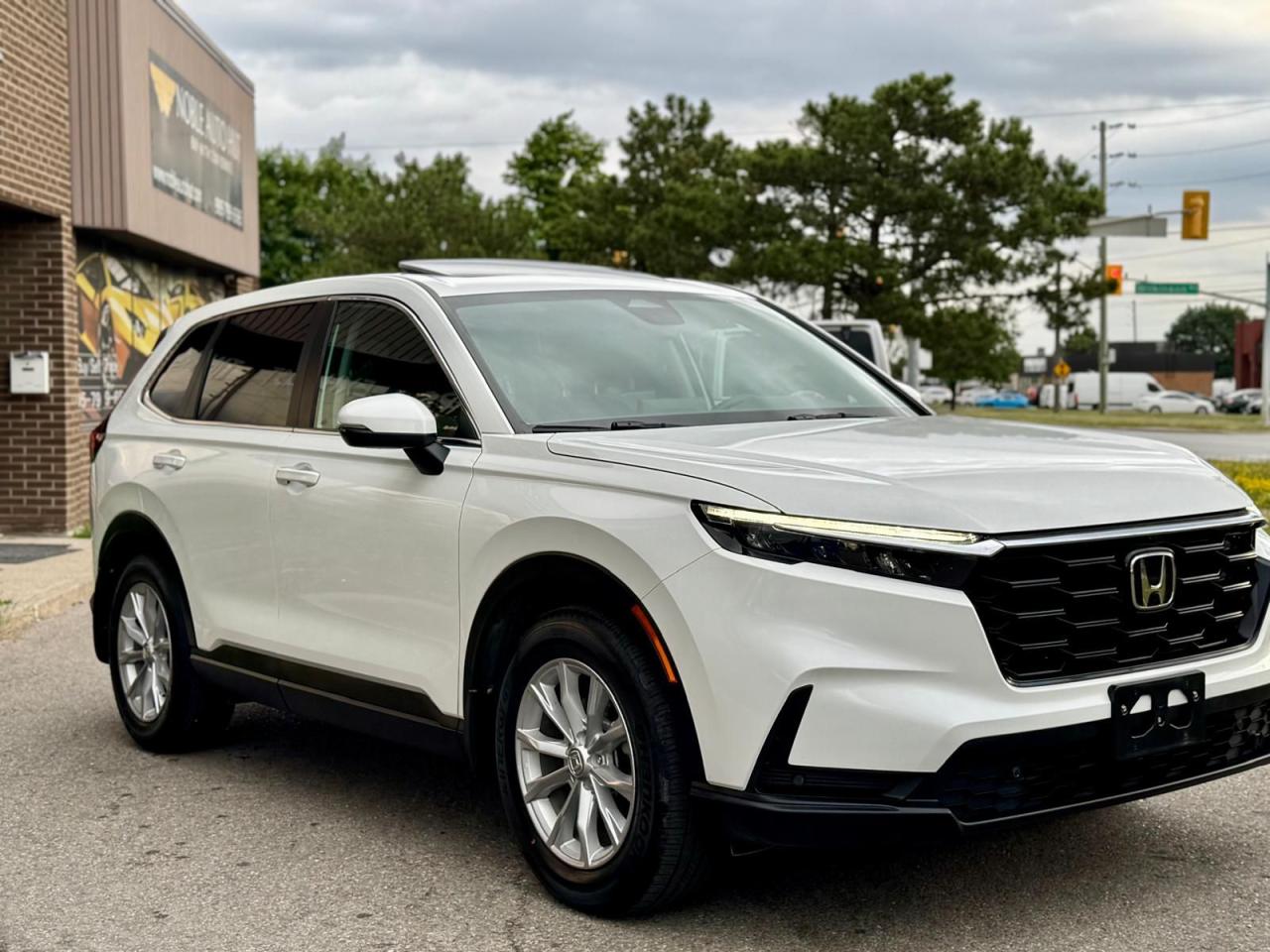 2023 Honda CR-V EX-L Photo4