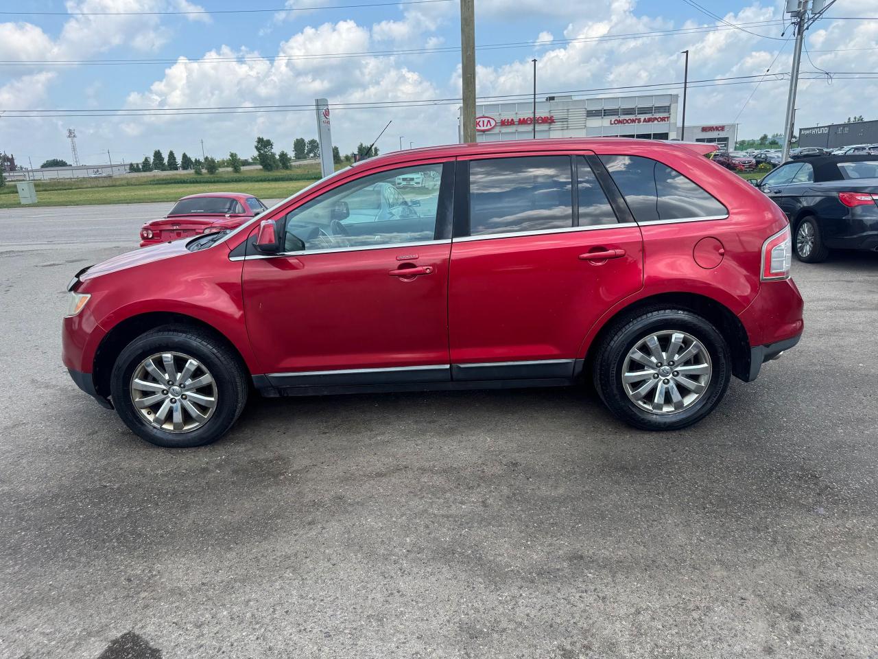 2010 Ford Edge Limited - Photo #2