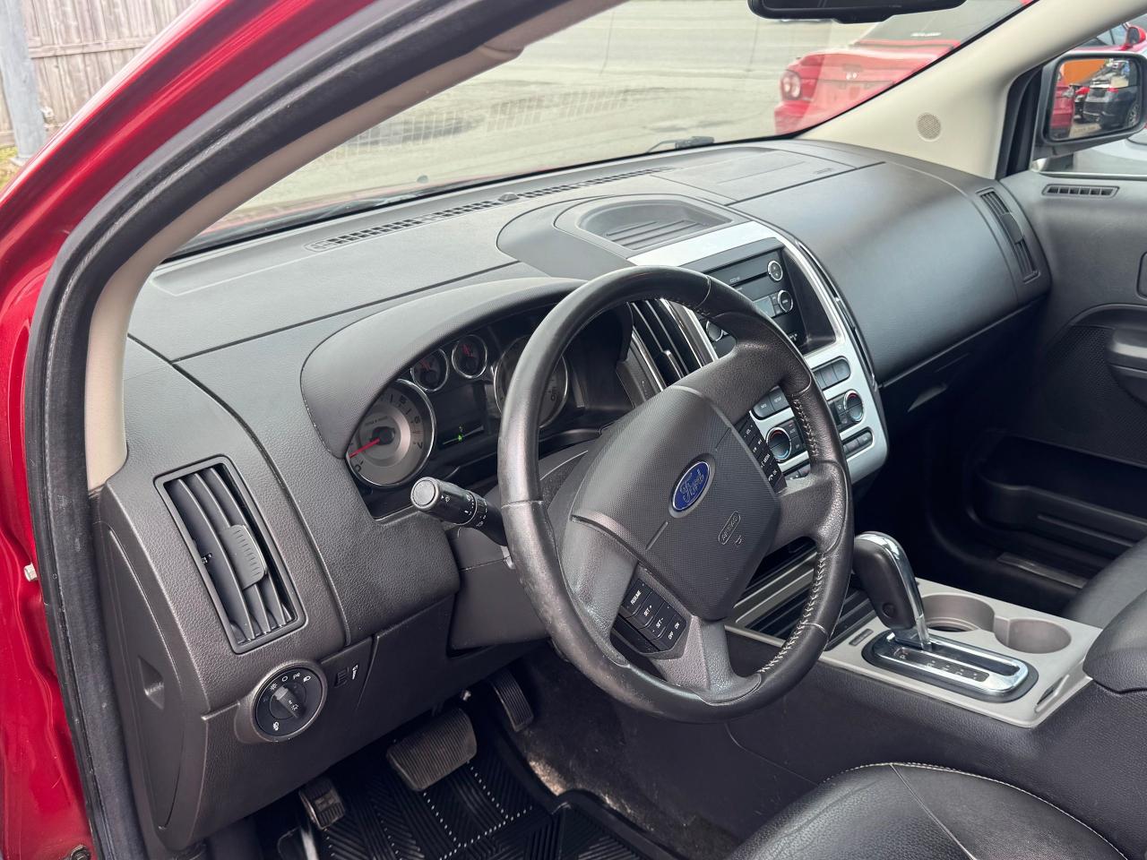 2010 Ford Edge Limited - Photo #9