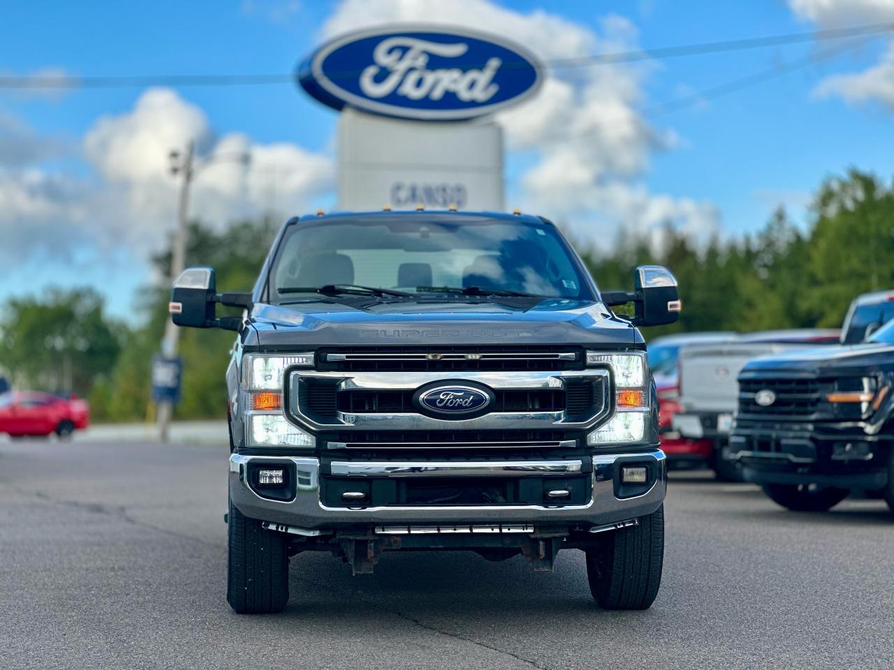 2021 Ford F-250 XLT 4X4 SUPERCREW W/ PREMIUM PACKAGE / SNOW & 5TH WHEEL PREP Photo1