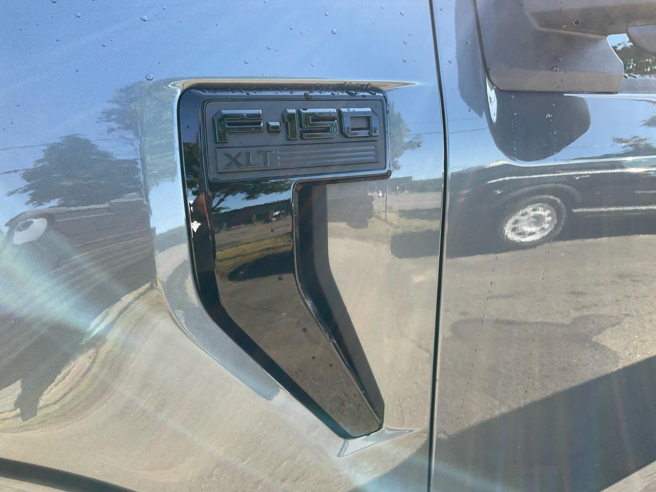 2025 Ford F-150 XLT Photo5