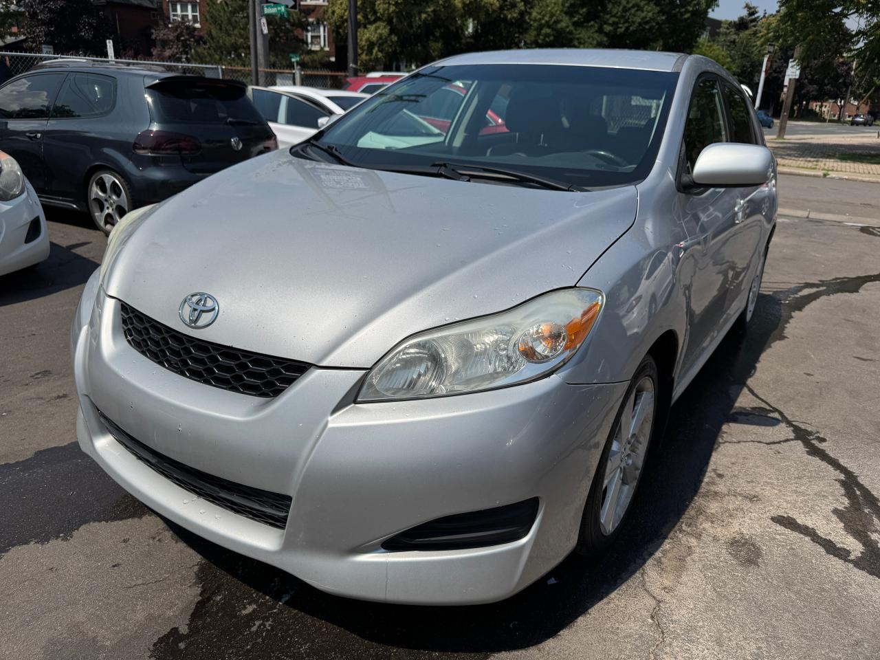 Used 2010 Toyota Matrix XR for sale in Hamilton, ON