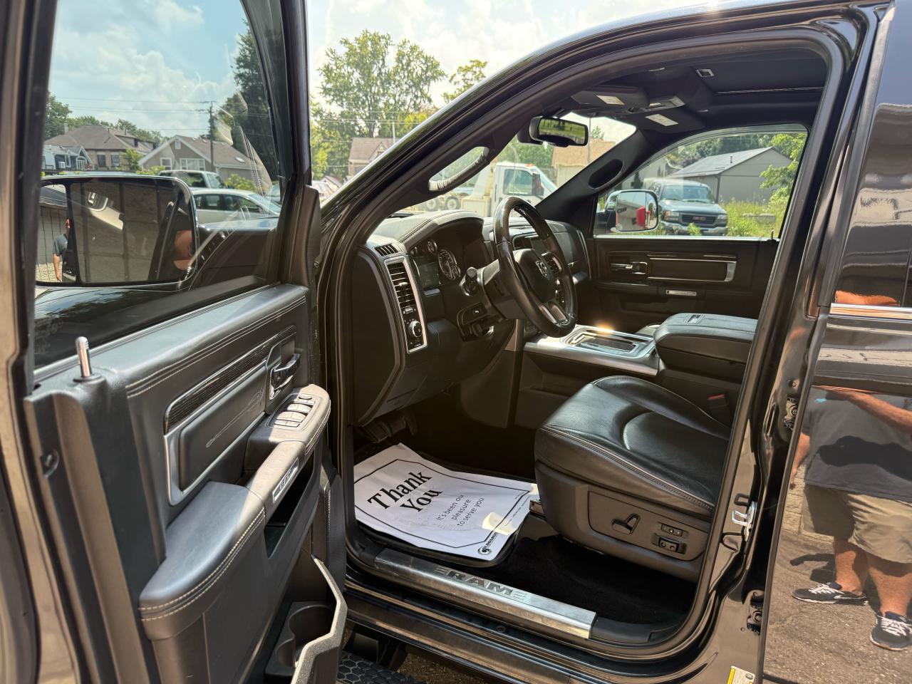 2017 RAM 1500 Limited - Photo #5