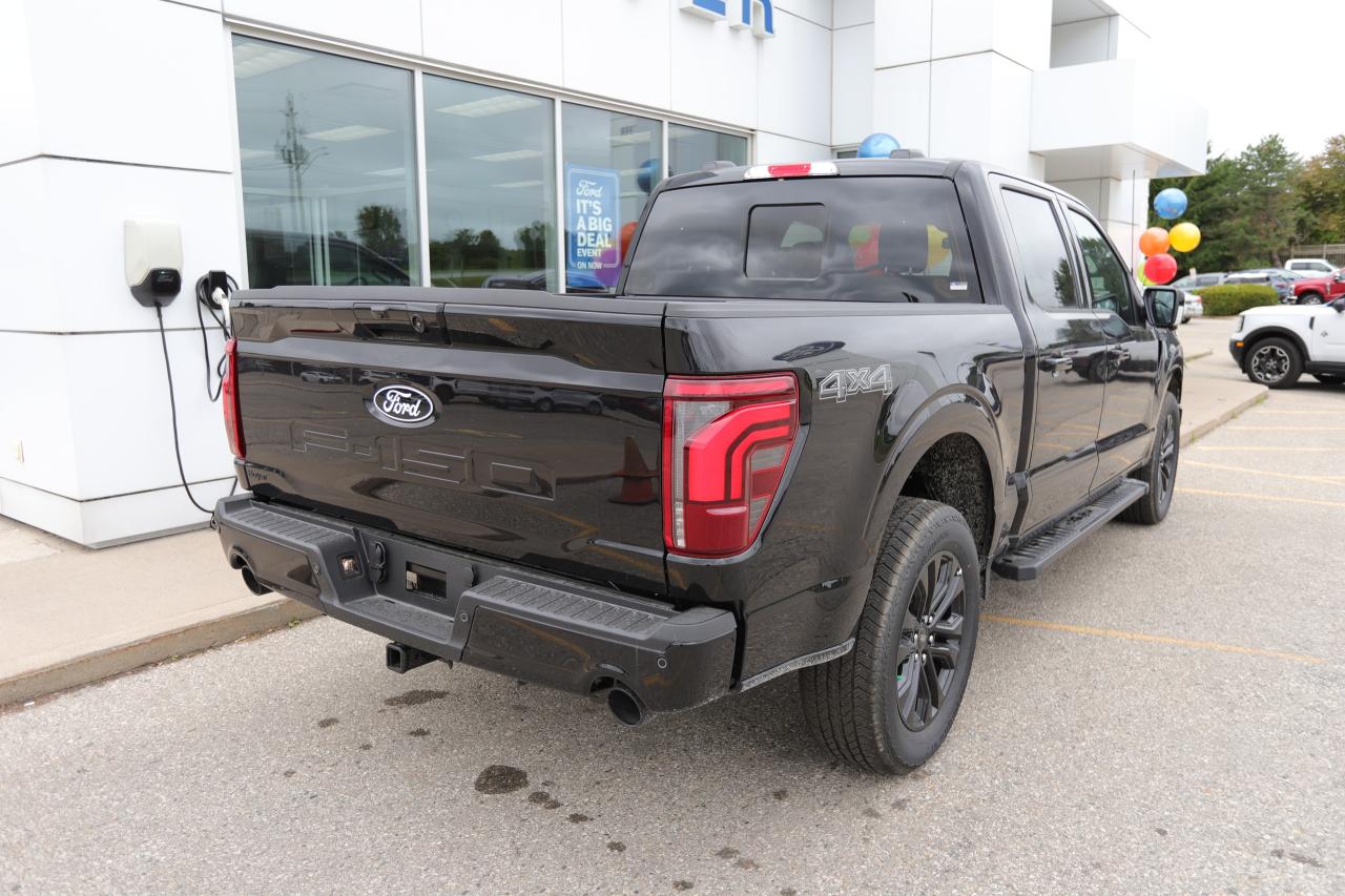 2025 Ford F-150 Lariat 4WD SuperCrew 5.5' Box Photo3