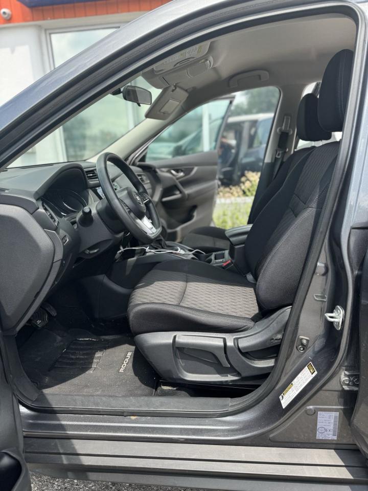 2018 Nissan Rogue S - Photo #6