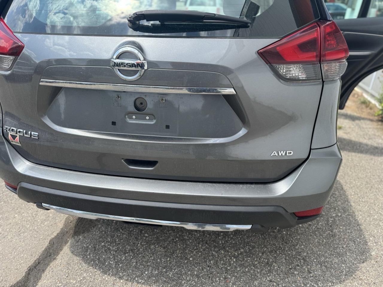 2018 Nissan Rogue S - Photo #11