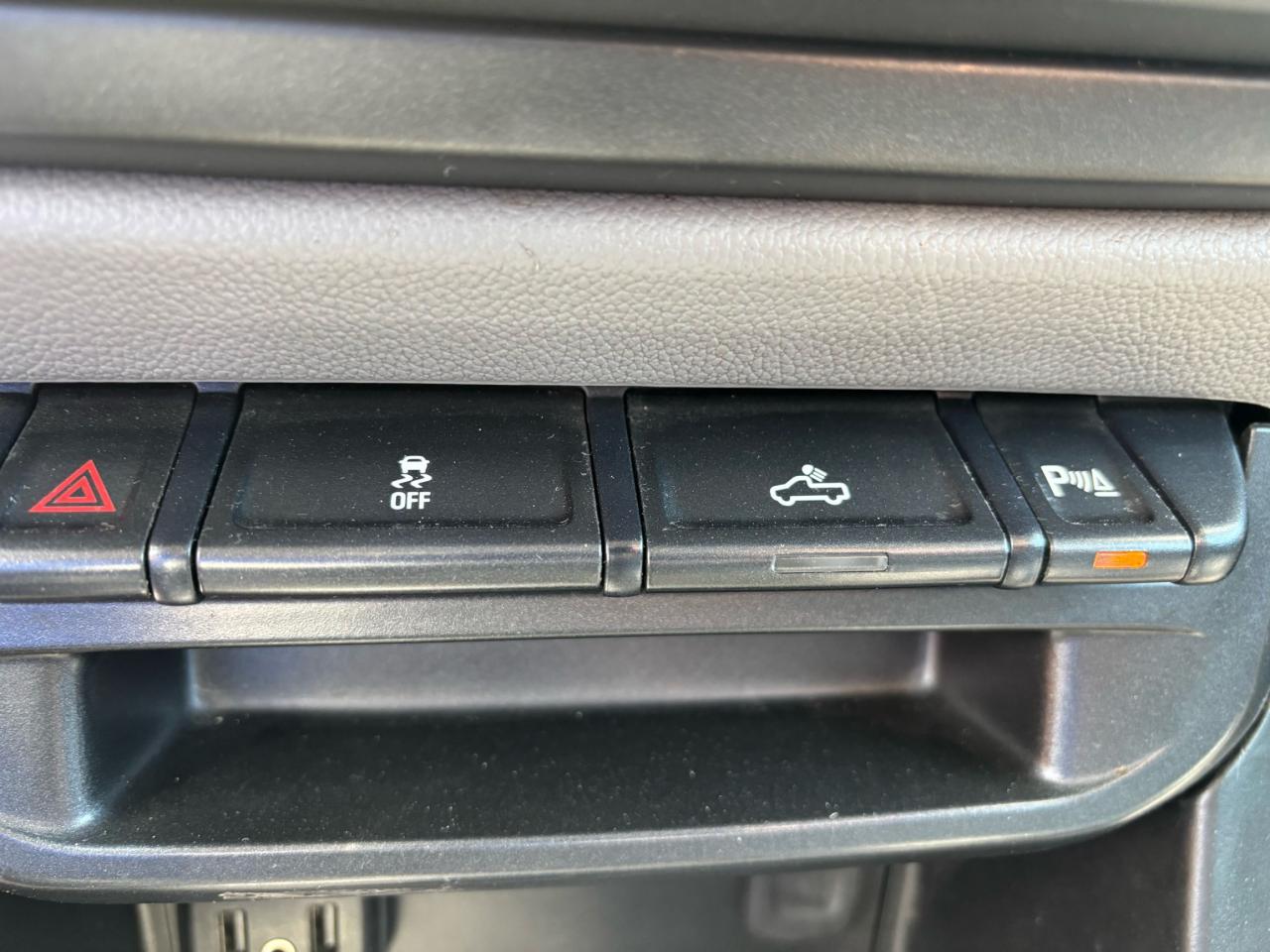 12739572