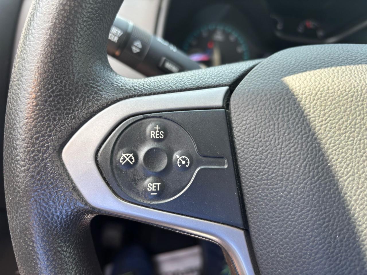 2020 Chevrolet Colorado 2WD, Ext. Cab. 4 Doors, Back-Up Camera,Park Assist