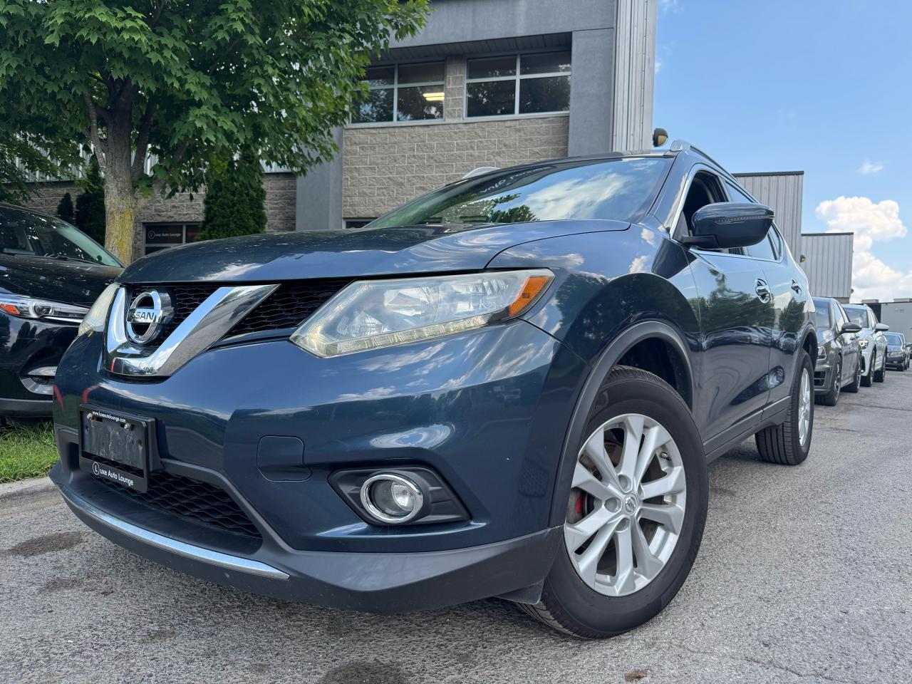2016 Nissan Rogue SV AWD, LOW LOW KM!! HEATED SEATS, BACK-UP CAM!