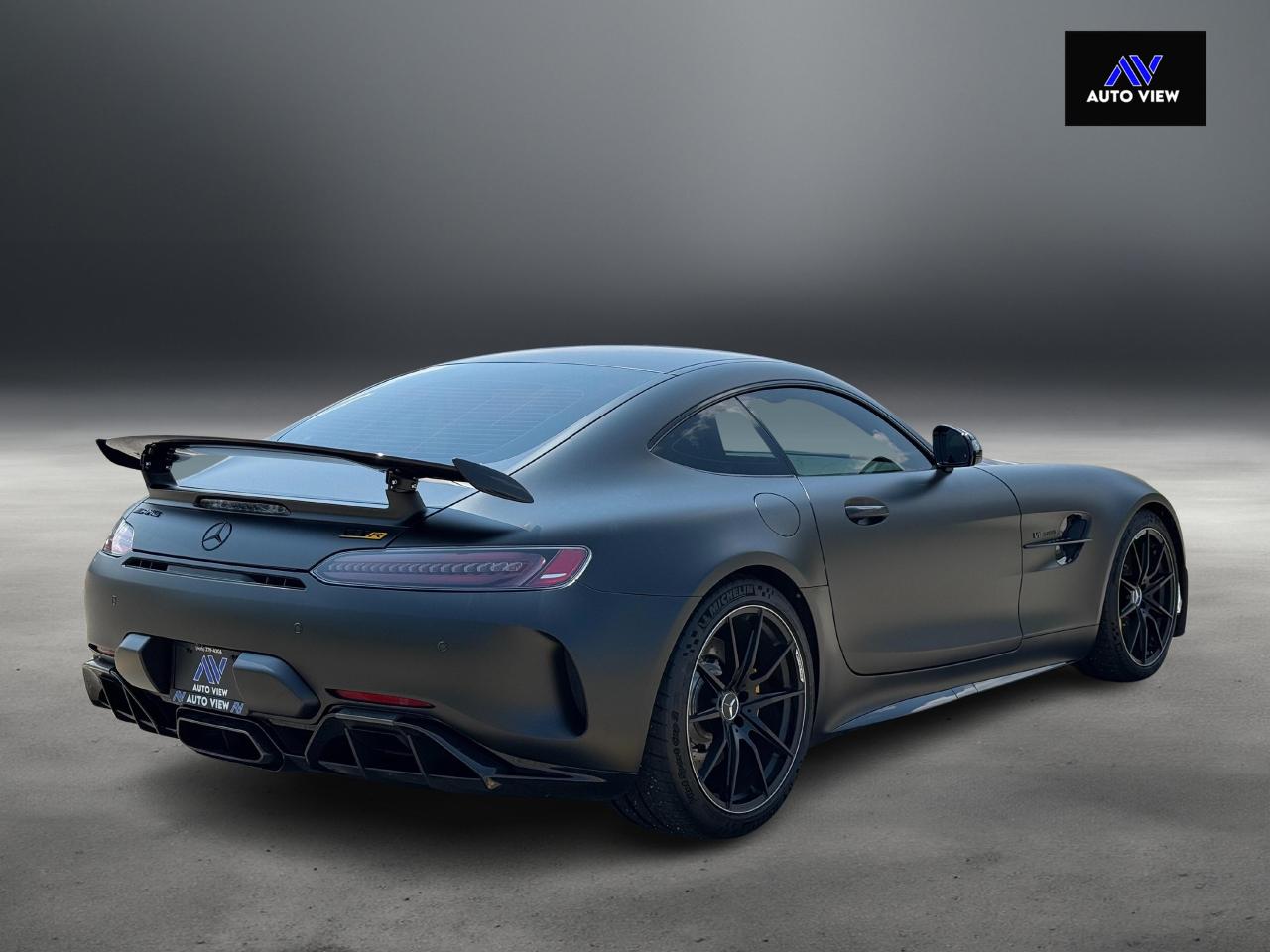 2020 Mercedes-Benz AMG GT AMG GT R **SUPER LOW KM'S** Photo4