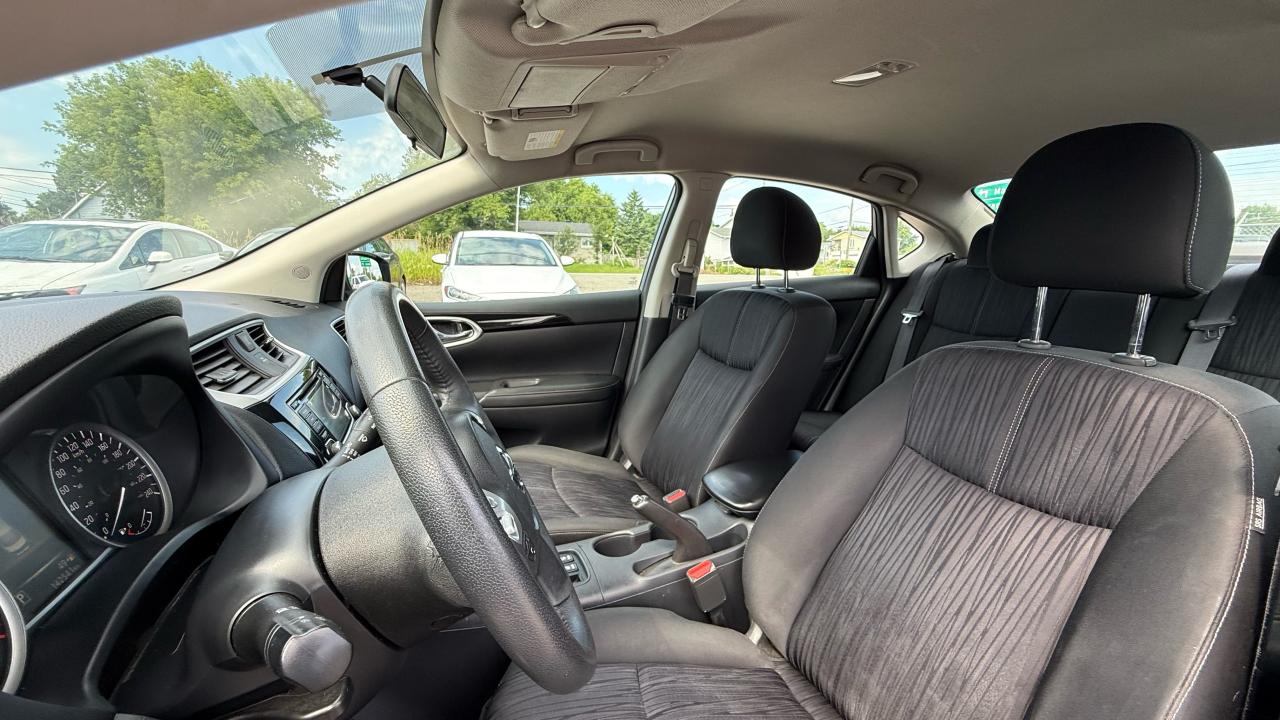 2017 Nissan Sentra SV - Photo #9