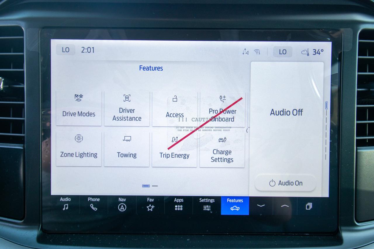2025 Ford F-150 Lightning PRO 4WD SUPERCREW 5.5' BOX Photo5