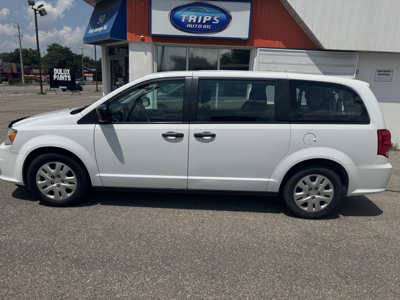 2018 Dodge Grand Caravan CANADA VALUE PACKAGE - Photo #2