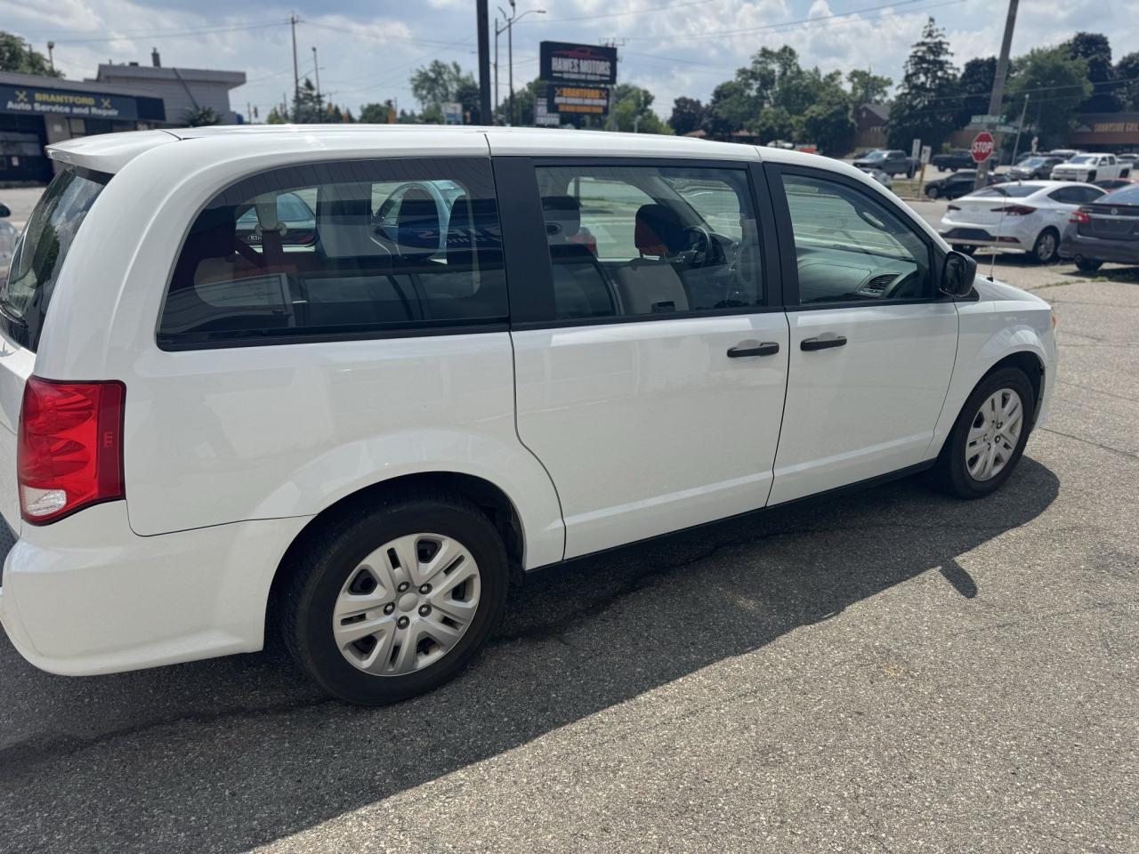 2018 Dodge Grand Caravan CANADA VALUE PACKAGE - Photo #3