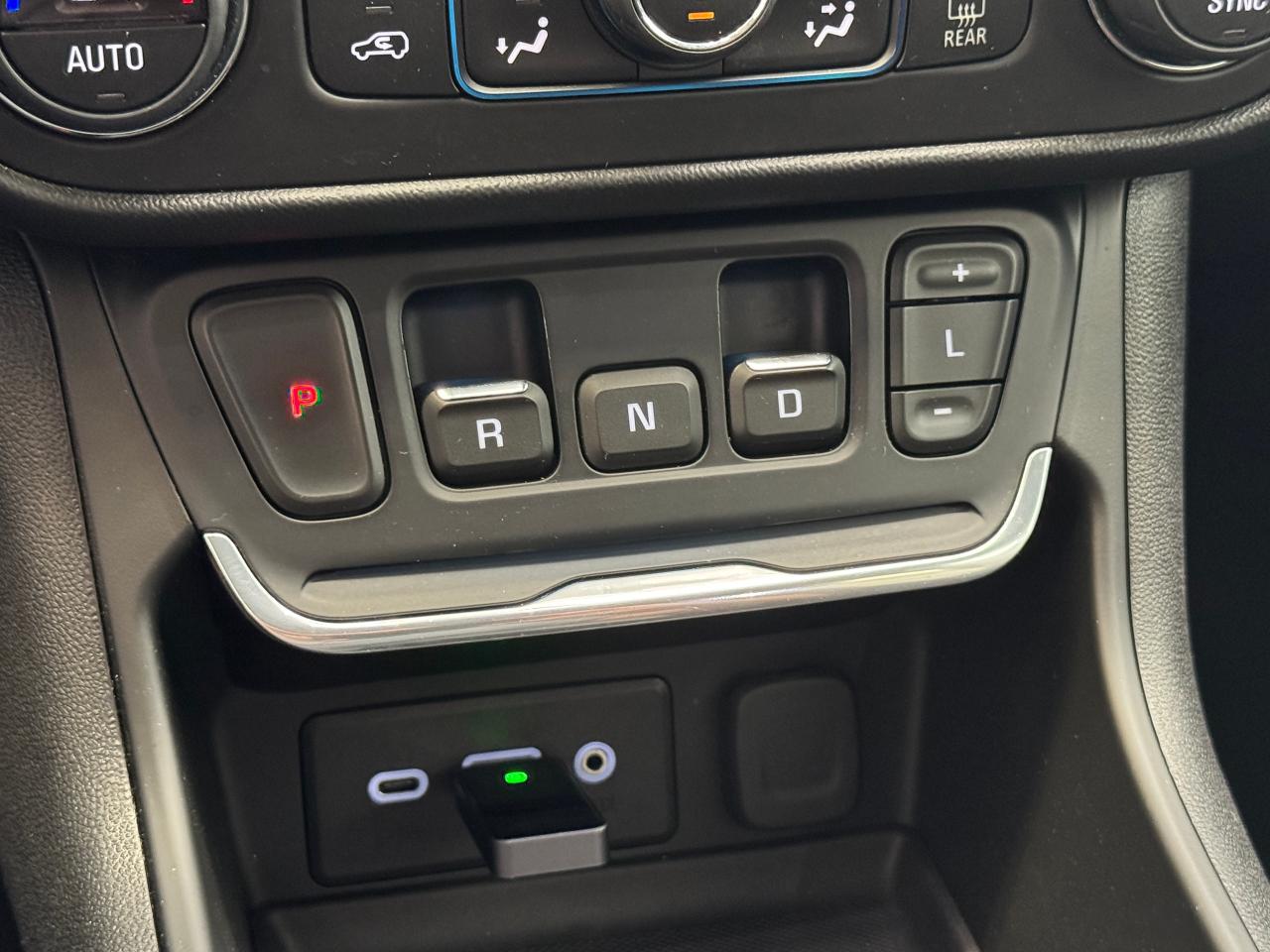2018 GMC Terrain SLE AWD+New Tires+Remote Start+CLEAN CARFAX Photo32