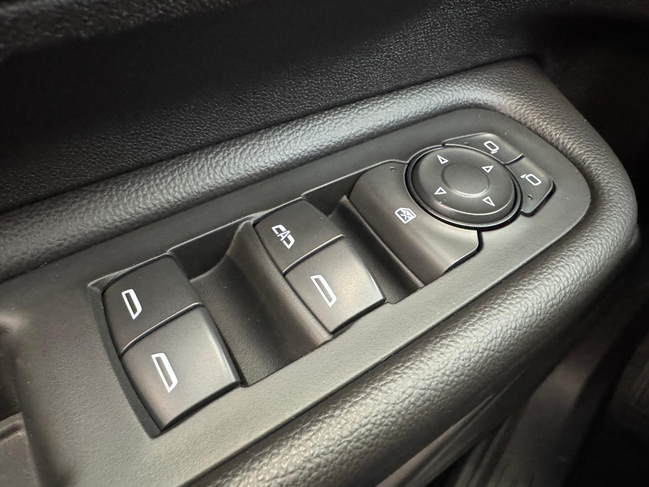 2018 GMC Terrain SLE AWD+New Tires+Remote Start+CLEAN CARFAX Photo112
