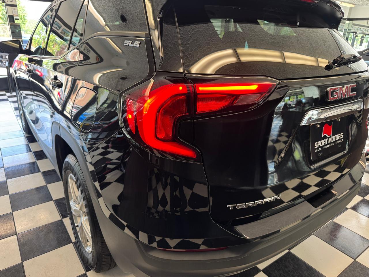 2018 GMC Terrain SLE AWD+New Tires+Remote Start+CLEAN CARFAX - Photo #36