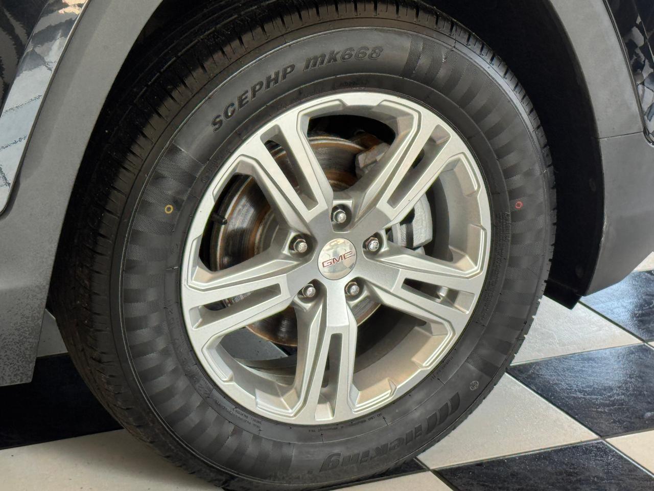 2018 GMC Terrain SLE AWD+New Tires+Remote Start+CLEAN CARFAX Photo118