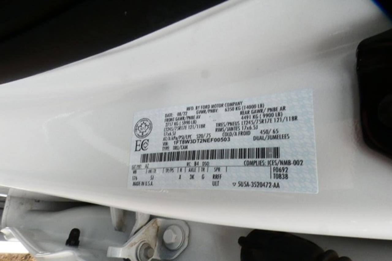 2022 Ford SUPER DUTY F-350 DRW LARIAT 6.7L P/S DSL w/H&C L, NAV, BUC - Photo #21