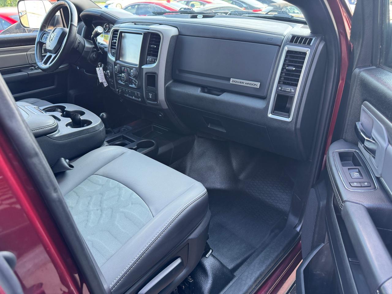 2017 RAM 2500 4WD POWER WAGON 6.4L HEMI+New Tires+CLEAN CARFAX - Photo #24