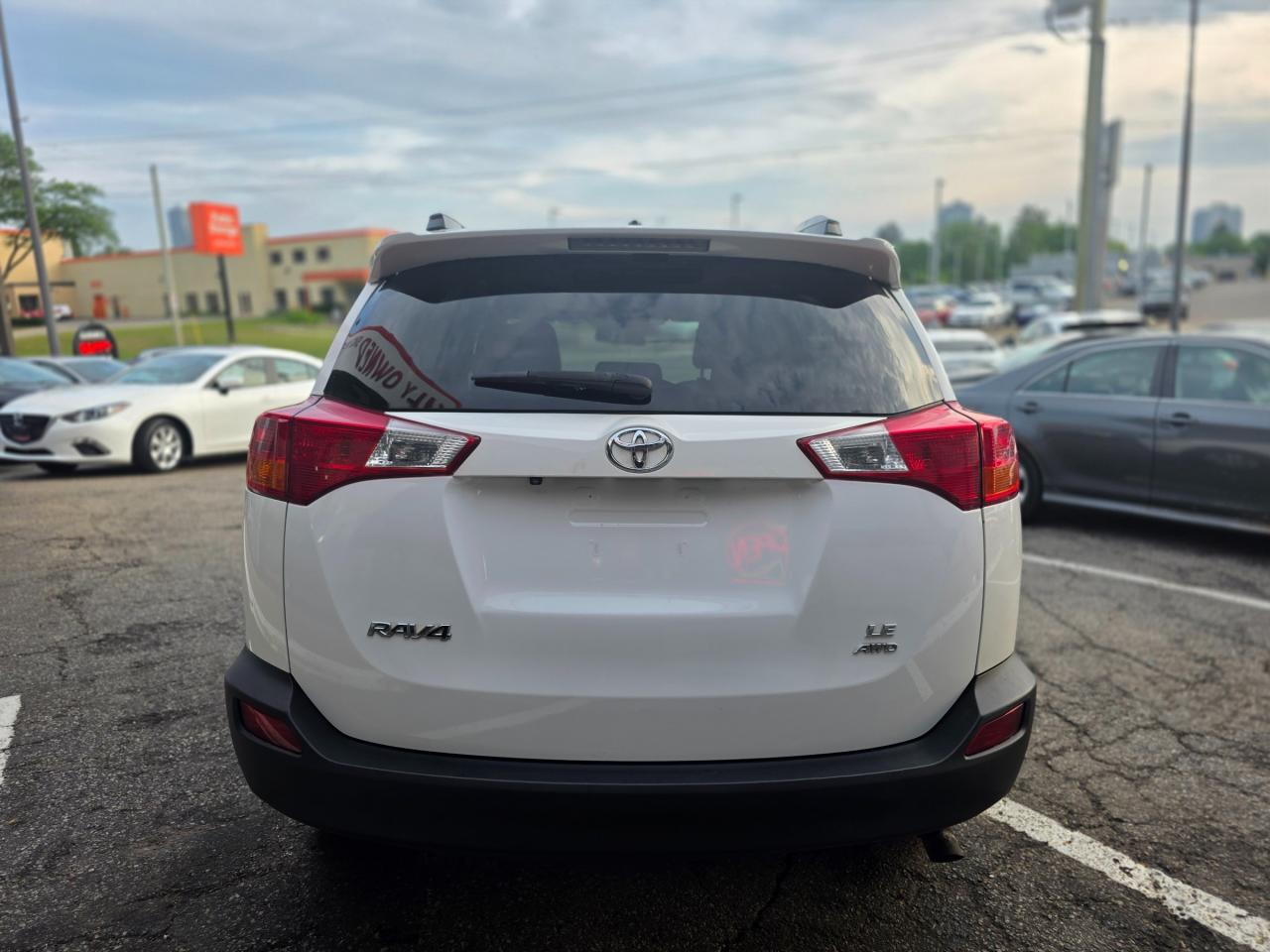 2015 Toyota RAV4 LE Backup Camera | Bluetooth | Heated Seats Photo