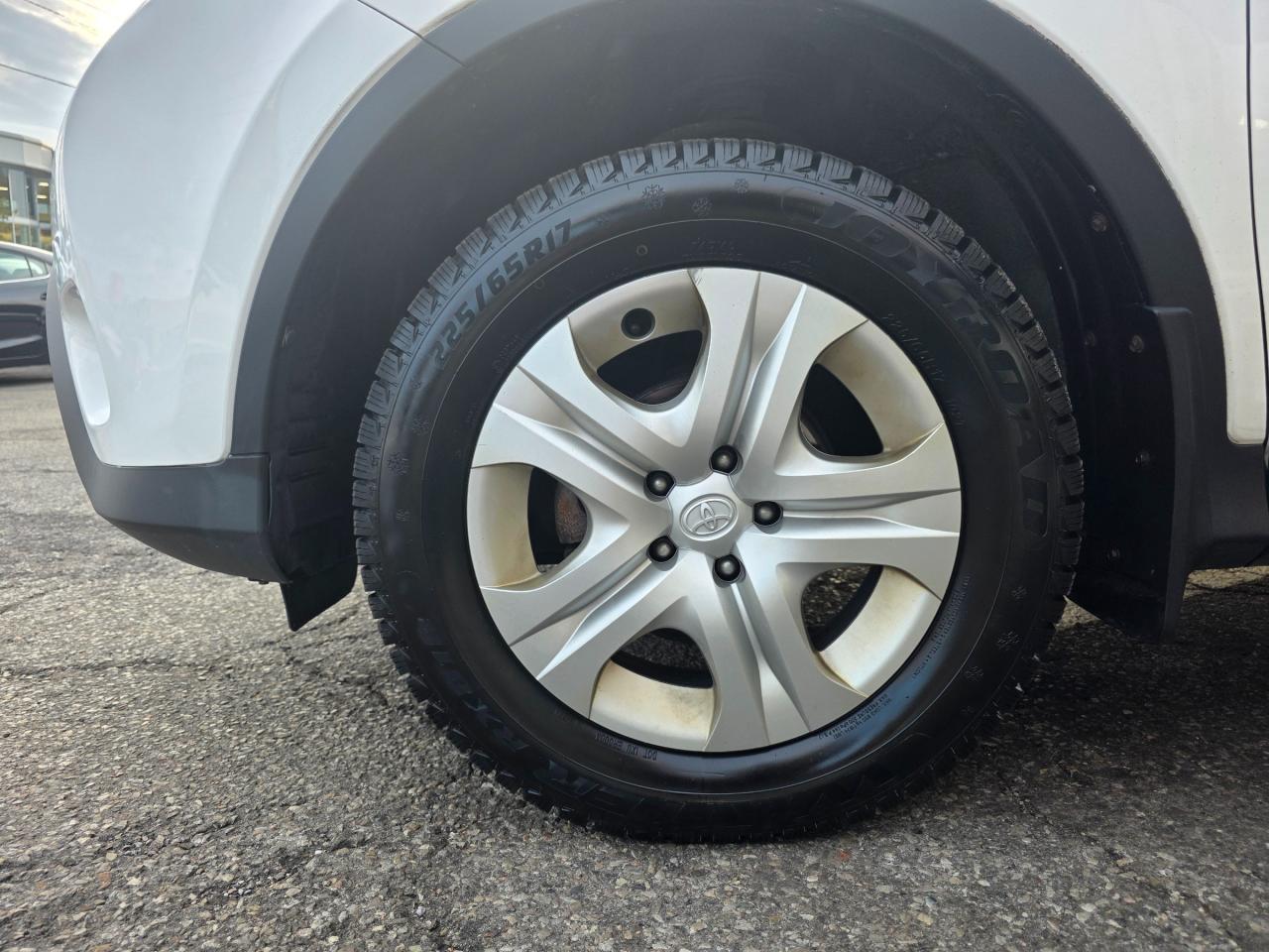 2015 Toyota RAV4 LE Backup Camera | Bluetooth | Heated Seats Photo