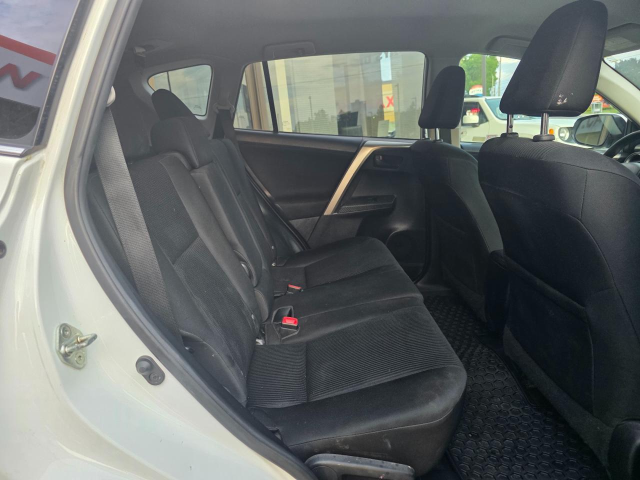 2015 Toyota RAV4 LE Backup Camera | Bluetooth | Heated Seats Photo