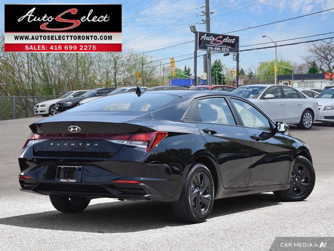 2022 Hyundai Elantra Preferred w/Sun & Tech Pkg Sunroof - Apple Carplay - Android Auto - Clean CP Photo