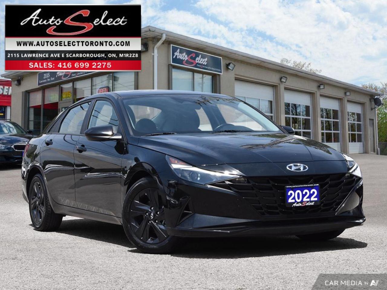 2022 Hyundai Elantra Preferred w/Sun & Tech Pkg Sunroof - Apple Carplay - Android Auto - Clean CP Photo0