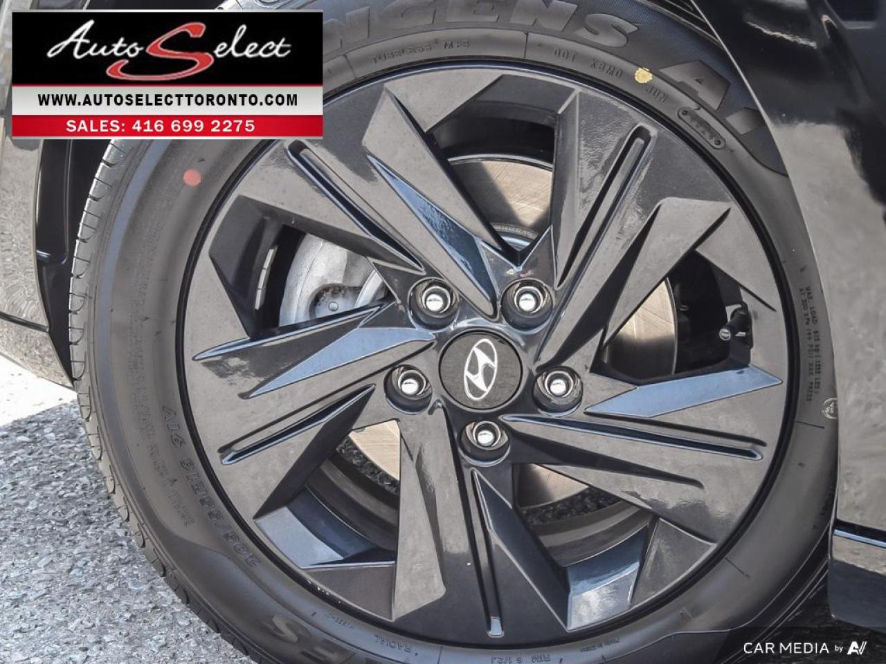 2022 Hyundai Elantra Preferred w/Sun & Tech Pkg Sunroof - Apple Carplay - Android Auto - Clean CP Photo