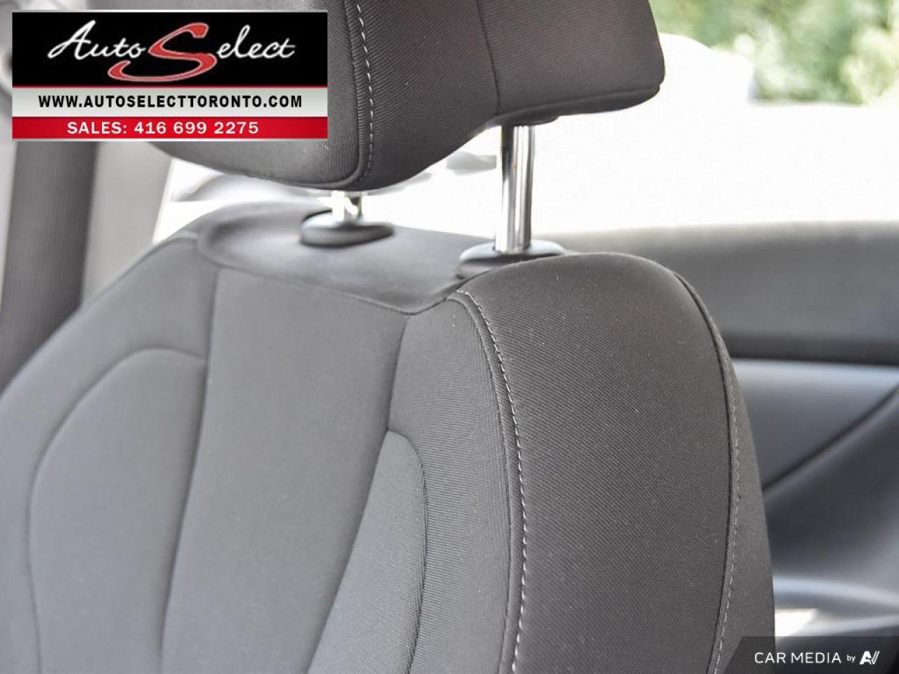 2022 Hyundai Elantra Preferred w/Sun & Tech Pkg Sunroof - Apple Carplay - Android Auto - Clean CP Photo