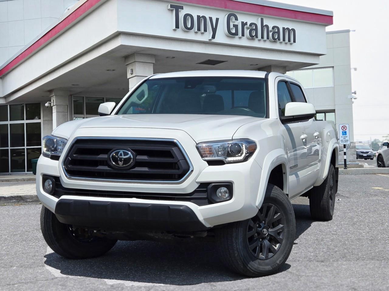 Used 2022 Toyota Tacoma SR5 for sale in Ottawa, ON