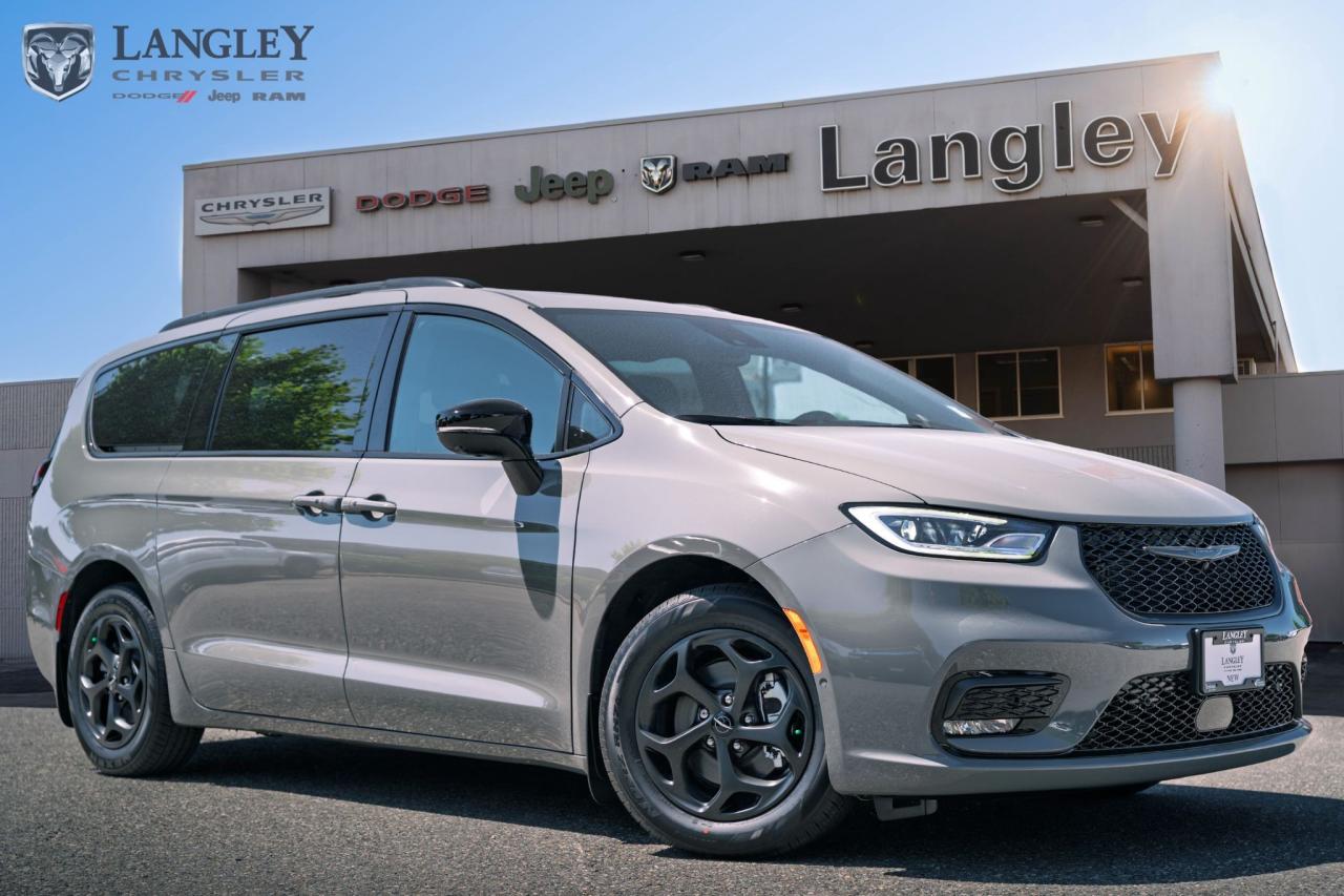 New 2025 Chrysler Pacifica Hybrid Select for sale in Surrey, BC