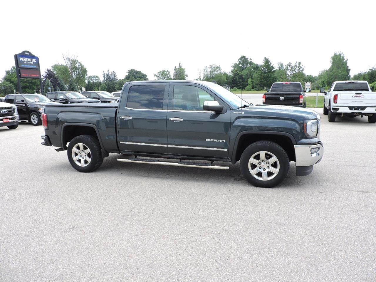 2018 GMC Sierra 1500 SLT 5.3L 4X4 Leather 6-Seater Navigation 132000KMS Photo2