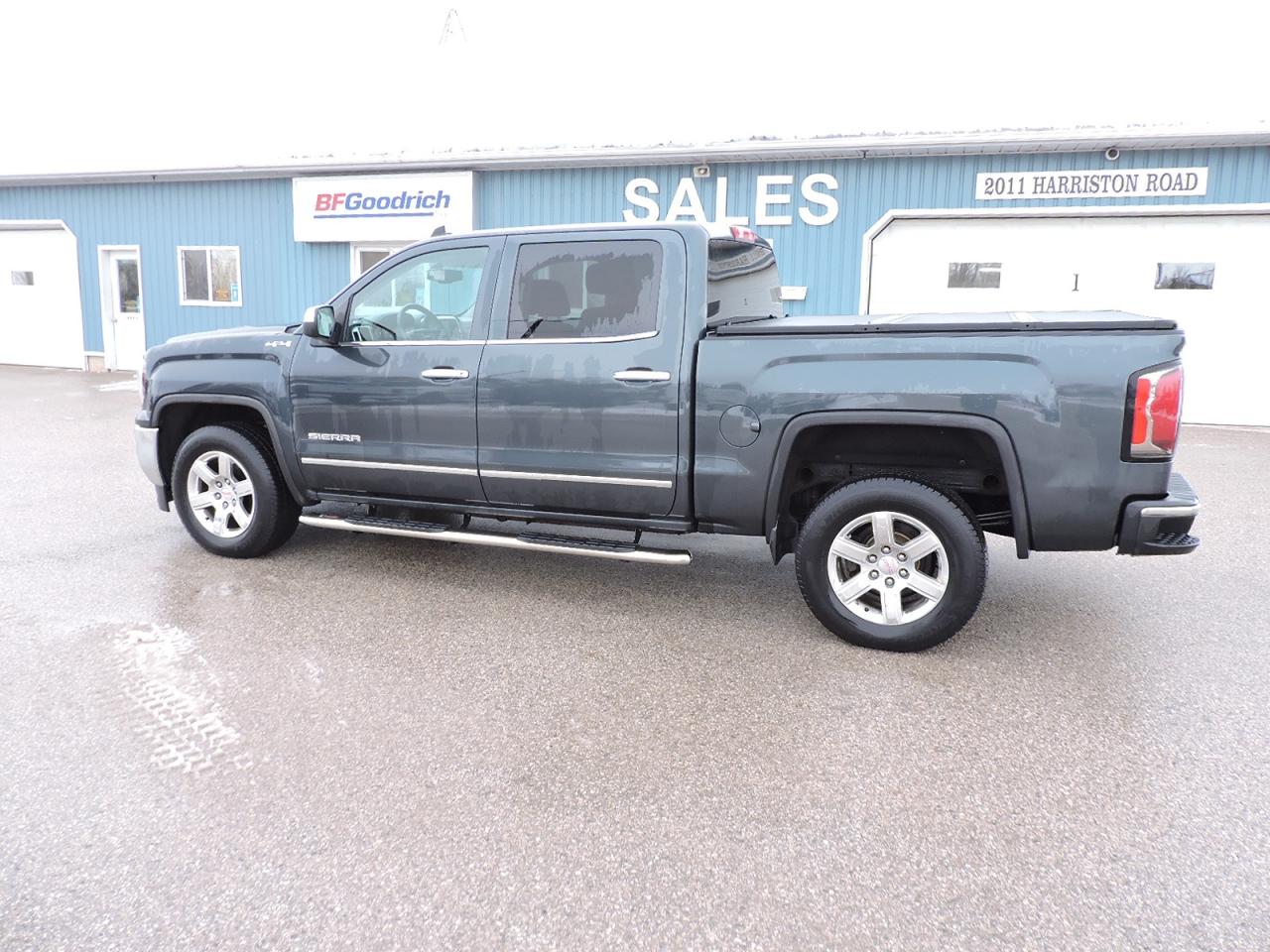 2018 GMC Sierra 1500 SLT 5.3L 4X4 Leather 6-Seater Navigation 132000KMS Photo