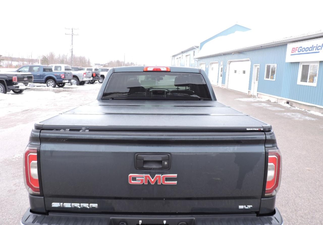 2018 GMC Sierra 1500 SLT 5.3L 4X4 Leather 6-Seater Navigation 132000KMS Photo