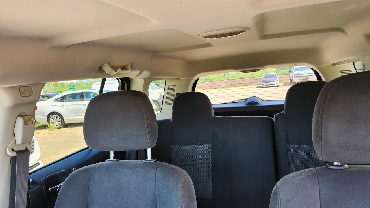 2016 Jeep Patriot North, 4WD, Heated Seats, Bluetooth - Photo #16
