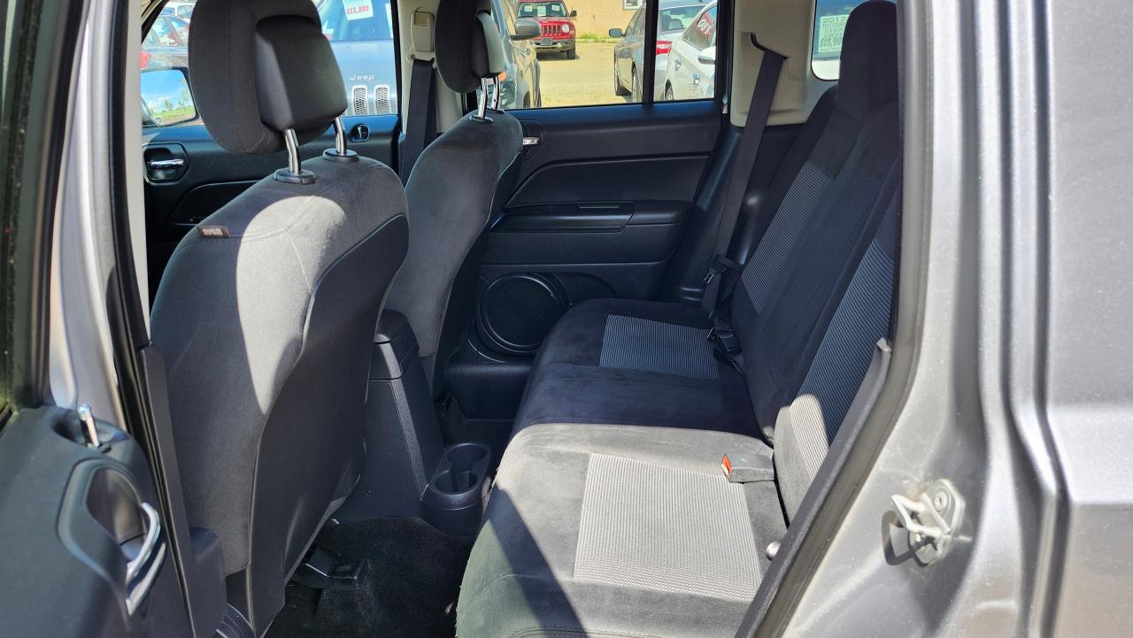 2016 Jeep Patriot North, 4WD, Heated Seats, Bluetooth - Photo #10