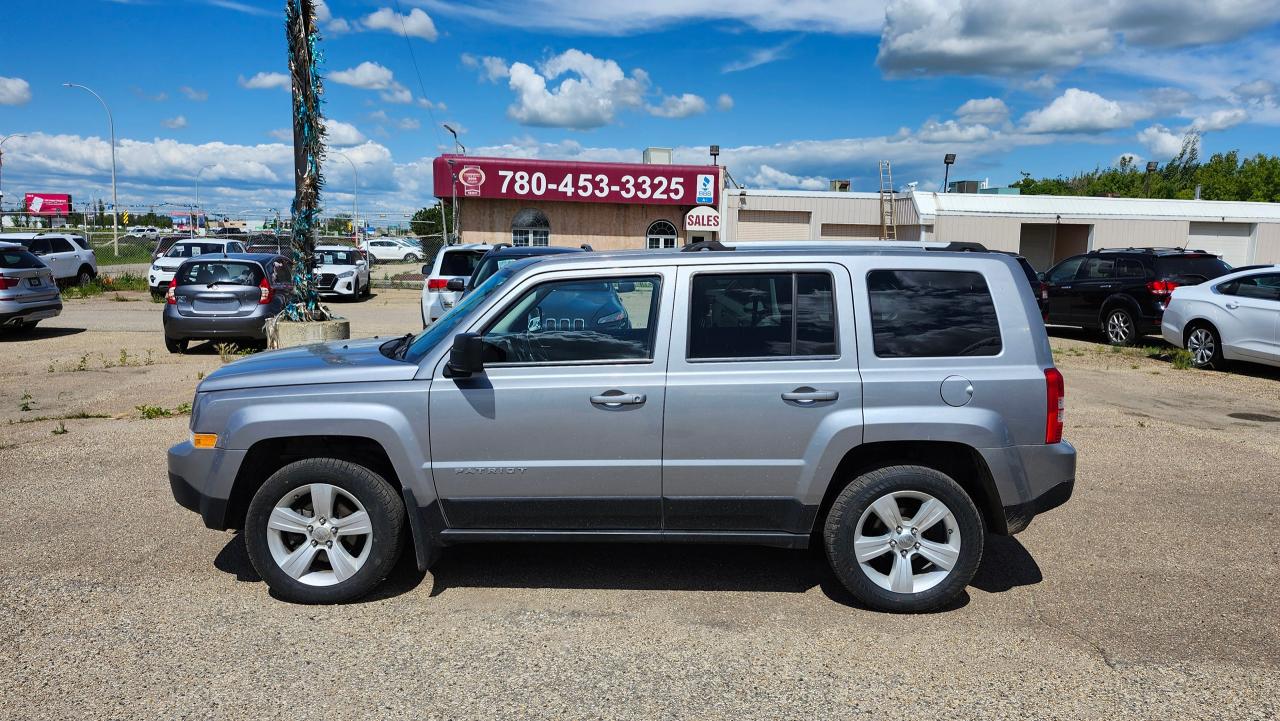 2016 Jeep Patriot North, 4WD, Heated Seats, Bluetooth - Photo #4