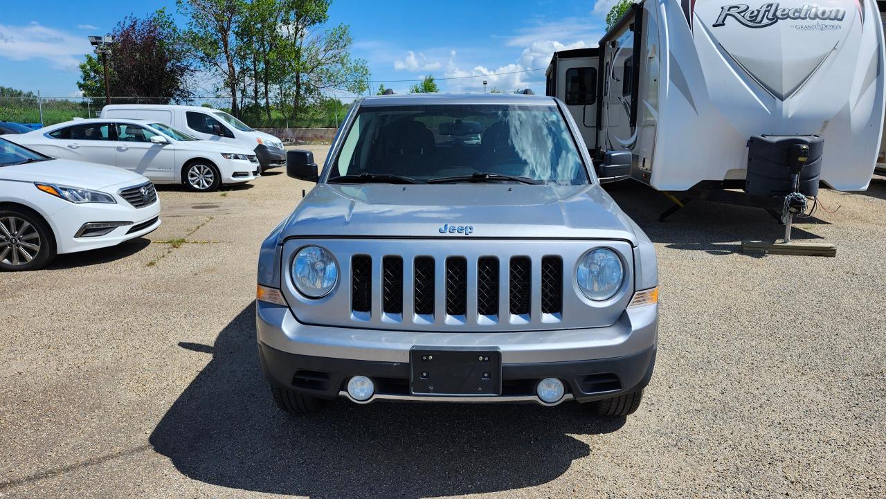 2016 Jeep Patriot North, 4WD, Heated Seats, Bluetooth - Photo #2