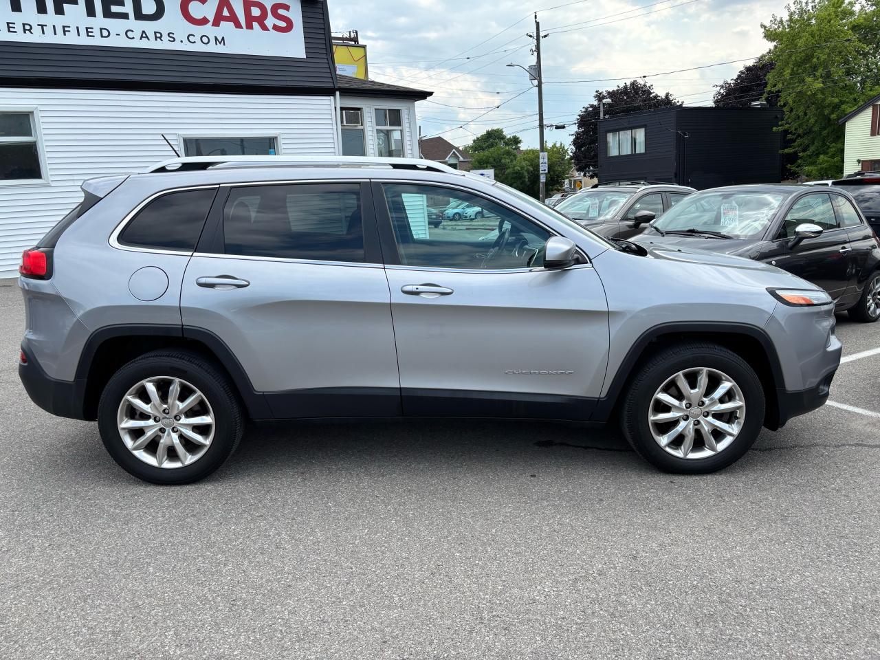 2014 Jeep Cherokee Limited ** AWD, NAV, BACK CAM ** Photo3