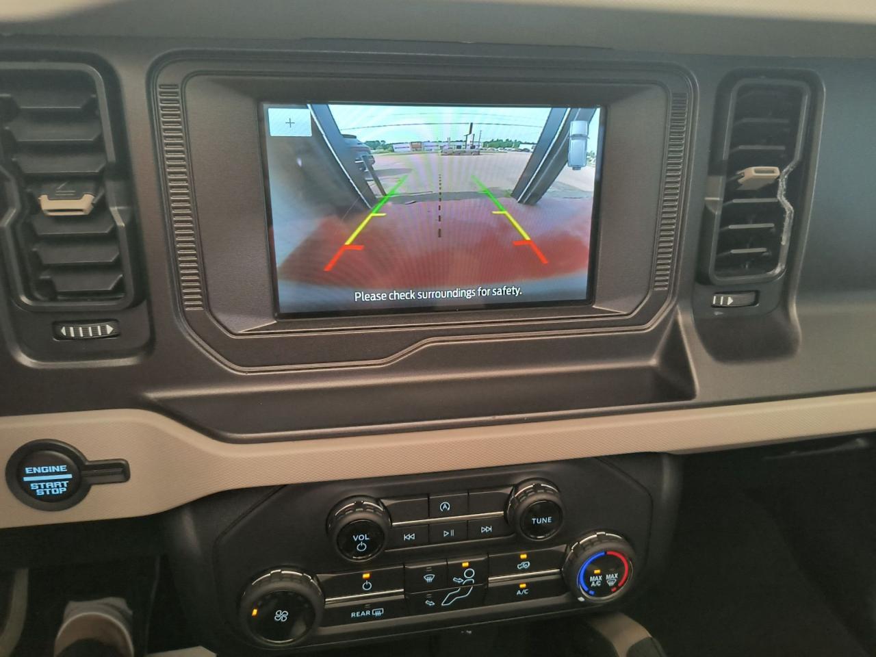 2022 Ford Bronco Big Bend Photo