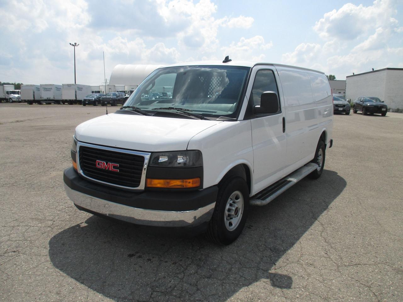 2023 GMC Savana 2500 2500 135 inch w/base - Photo #2