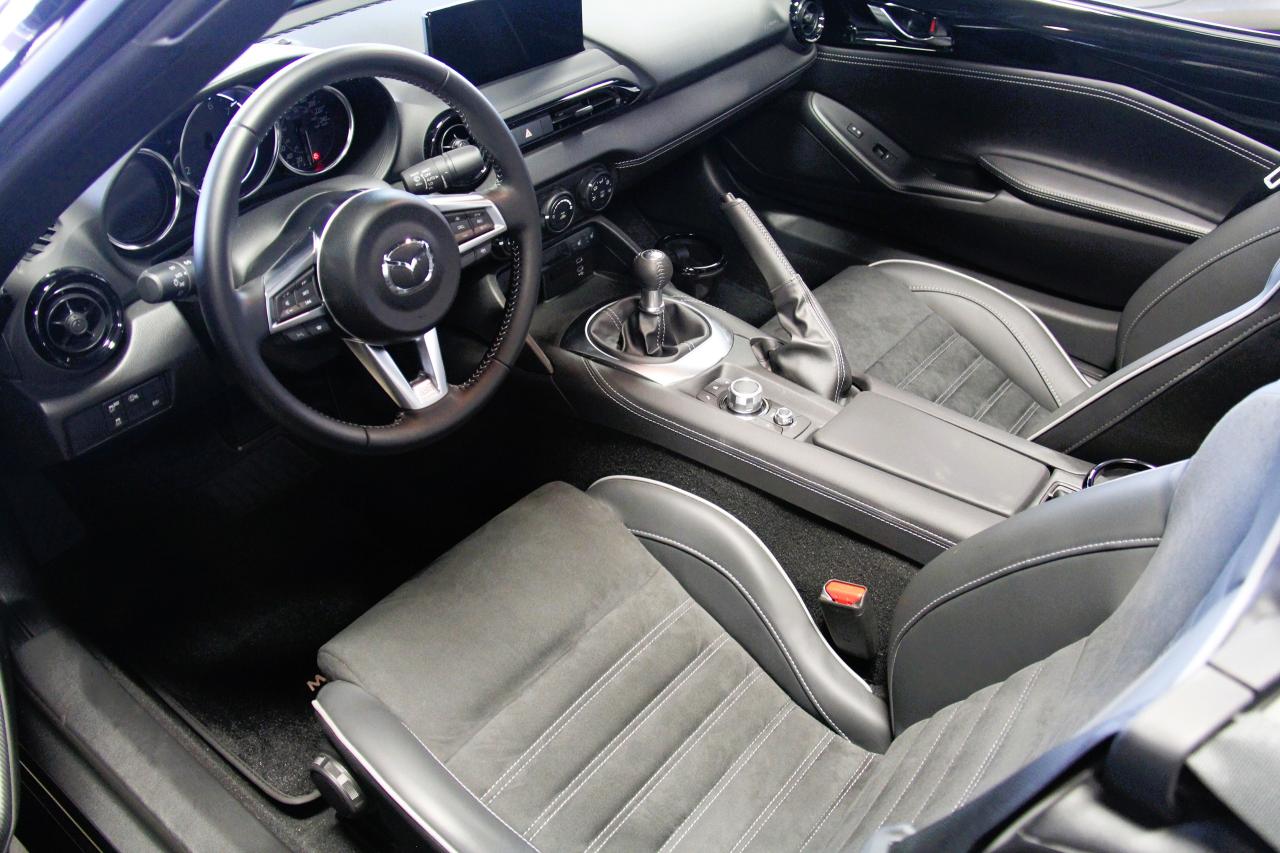 2024 Mazda Miata MX-5 GS-P Manual CONVERTIBLE - Photo #8