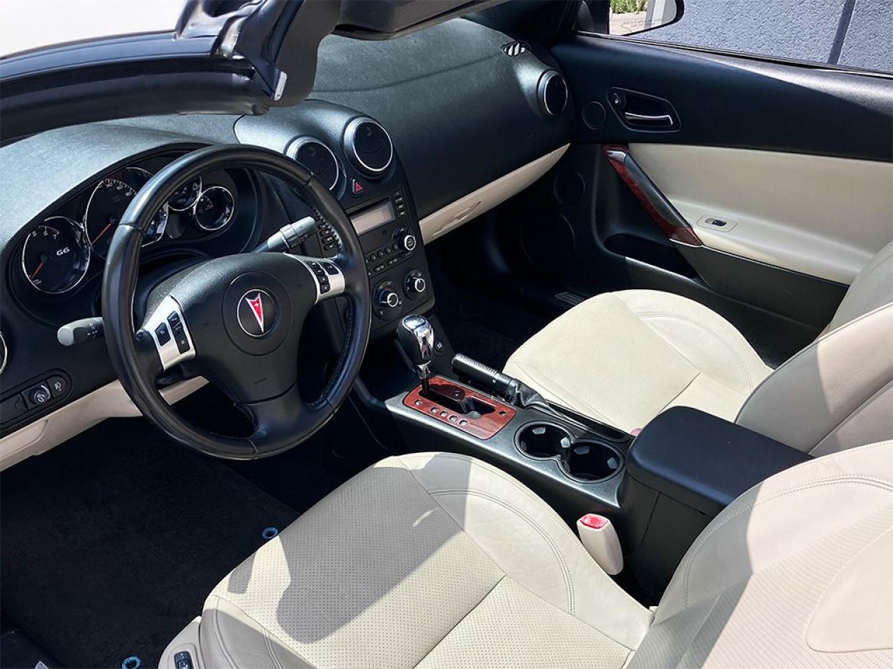 2009 Pontiac G6 3.5L|V6|GT|CABRIO|POWER HARD TOP|LEATHER|ALLOYS - Photo #8