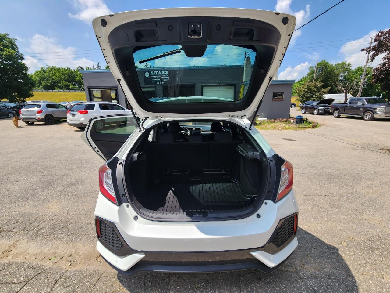 2018 Honda Civic LX l Low KM l Clean Carfax l No accidents l - Photo #9