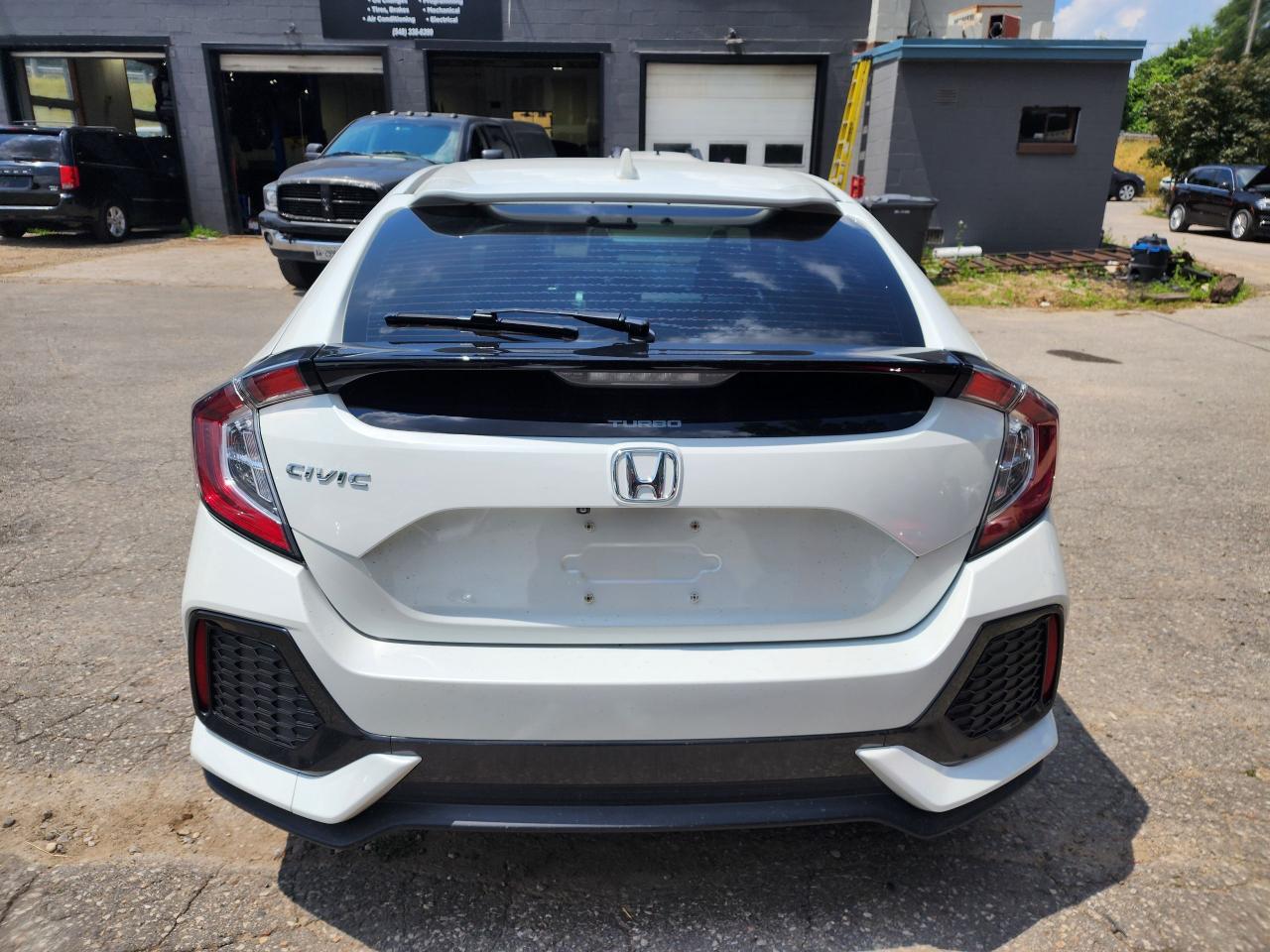 2018 Honda Civic LX l Low KM l Clean Carfax l No accidents l - Photo #8