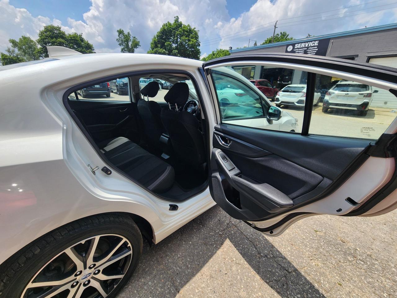 2017 Subaru Impreza SPORT W/TECH PKG l Clean Carfax l No accidents - Photo #12